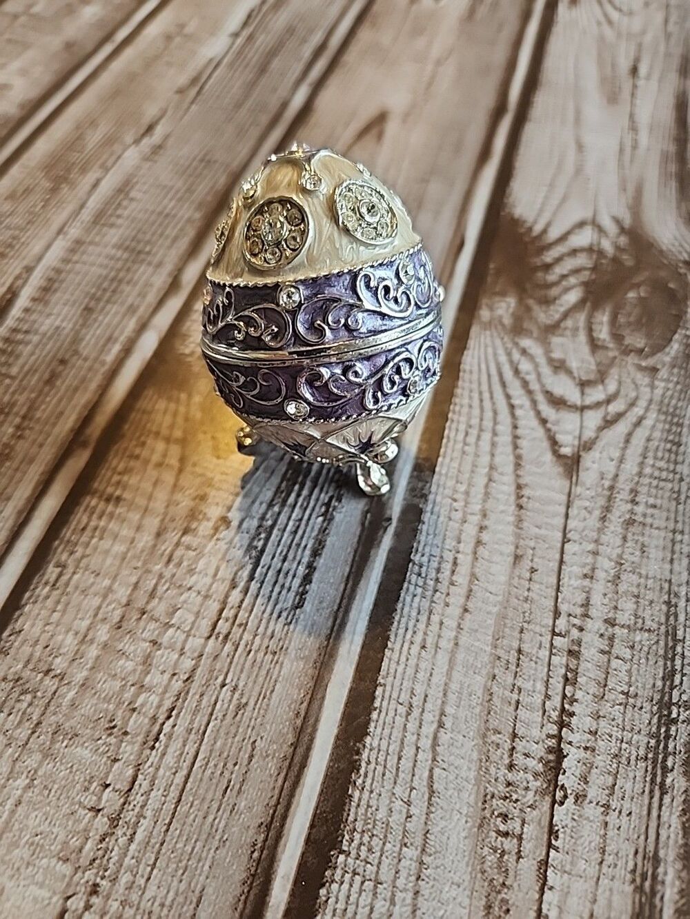 Stauer Egg Empress Violet Enameled Trinket Box With Matching Necklace - Picture 5 of 5